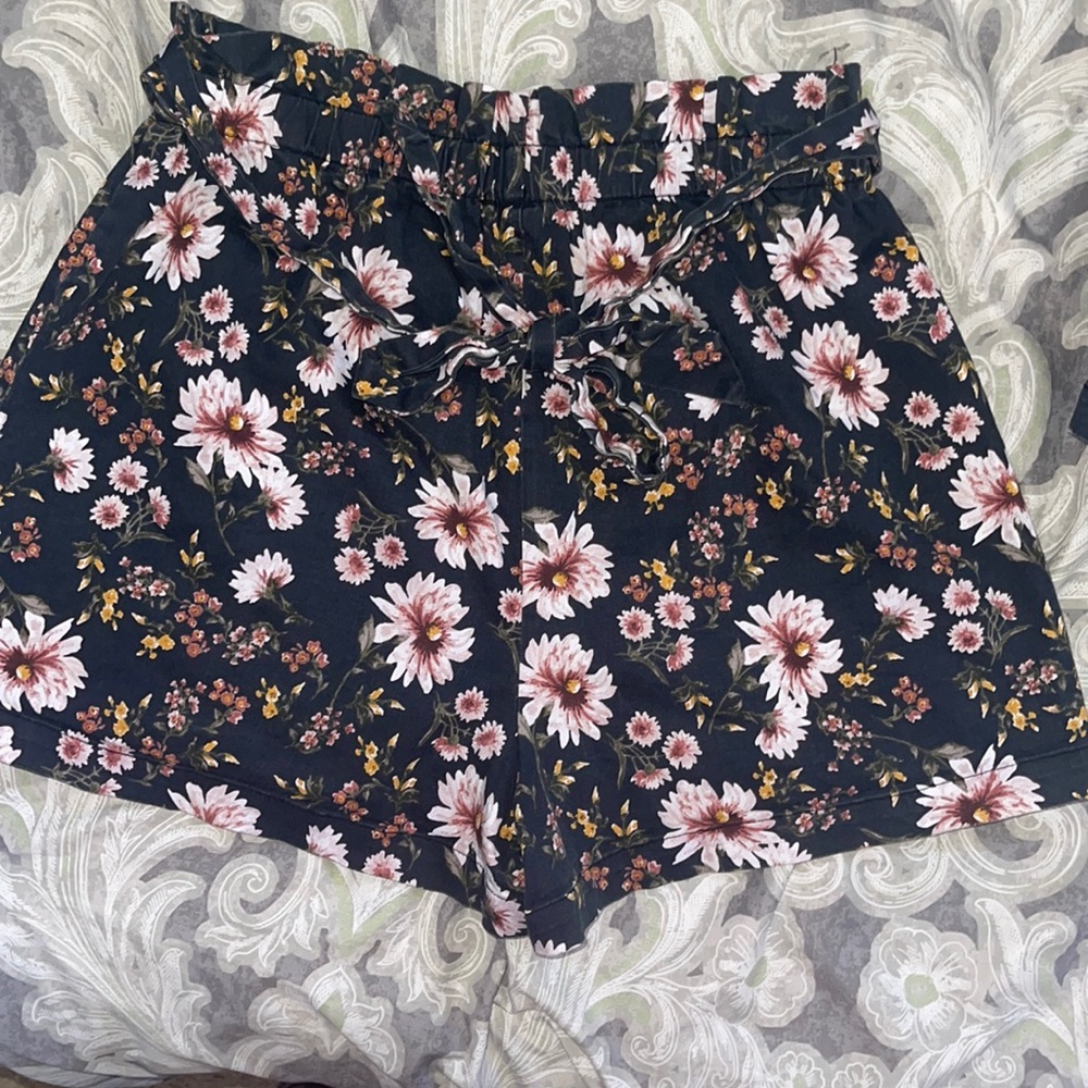 Wild Fable Shorts floral design